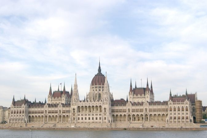 10 lugares imprescindibles para visitar en Budapest