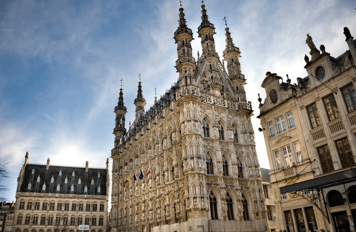 Descubre Lovaina: un tesoro histórico en el corazón de Bélgica